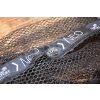 Carp Expert Neo Protect 60x60cm Gumijasta Podmetalka z 2,50m Dolgim 3-delnim Ročajem