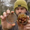 Avid Large Hookbait Pot Csalis Doboz 7x7x8cm 4db
